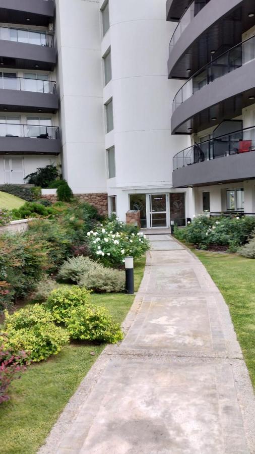 Veneto Village, Complejo Vacacional * Villa Parque Siquiman
